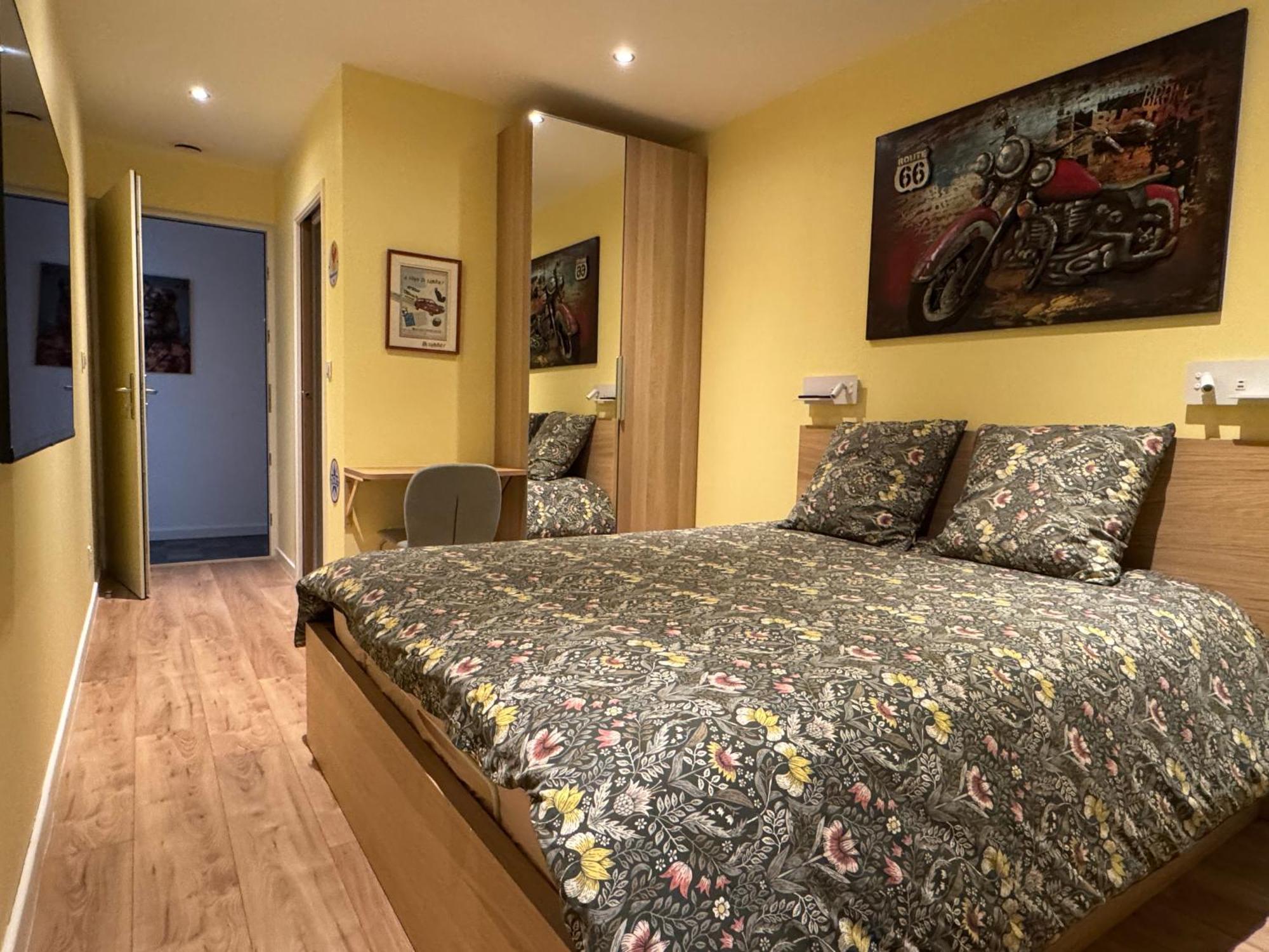 Loft Spa Reims-Fr 250M2 Privatifs, Piscine Interieure Chauffee, Spa Et Parking ภายนอก รูปภาพ